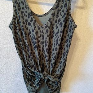 Tie Back Workout Top